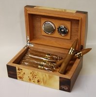 A. Jason Schatztruhe Schatztruhe offen