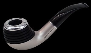 Pfeifen Serienpfeifen  Porsche Design full-bent titan body (schwarze Kühlrippen, silberner Kopf, schwarzes Mundstück)