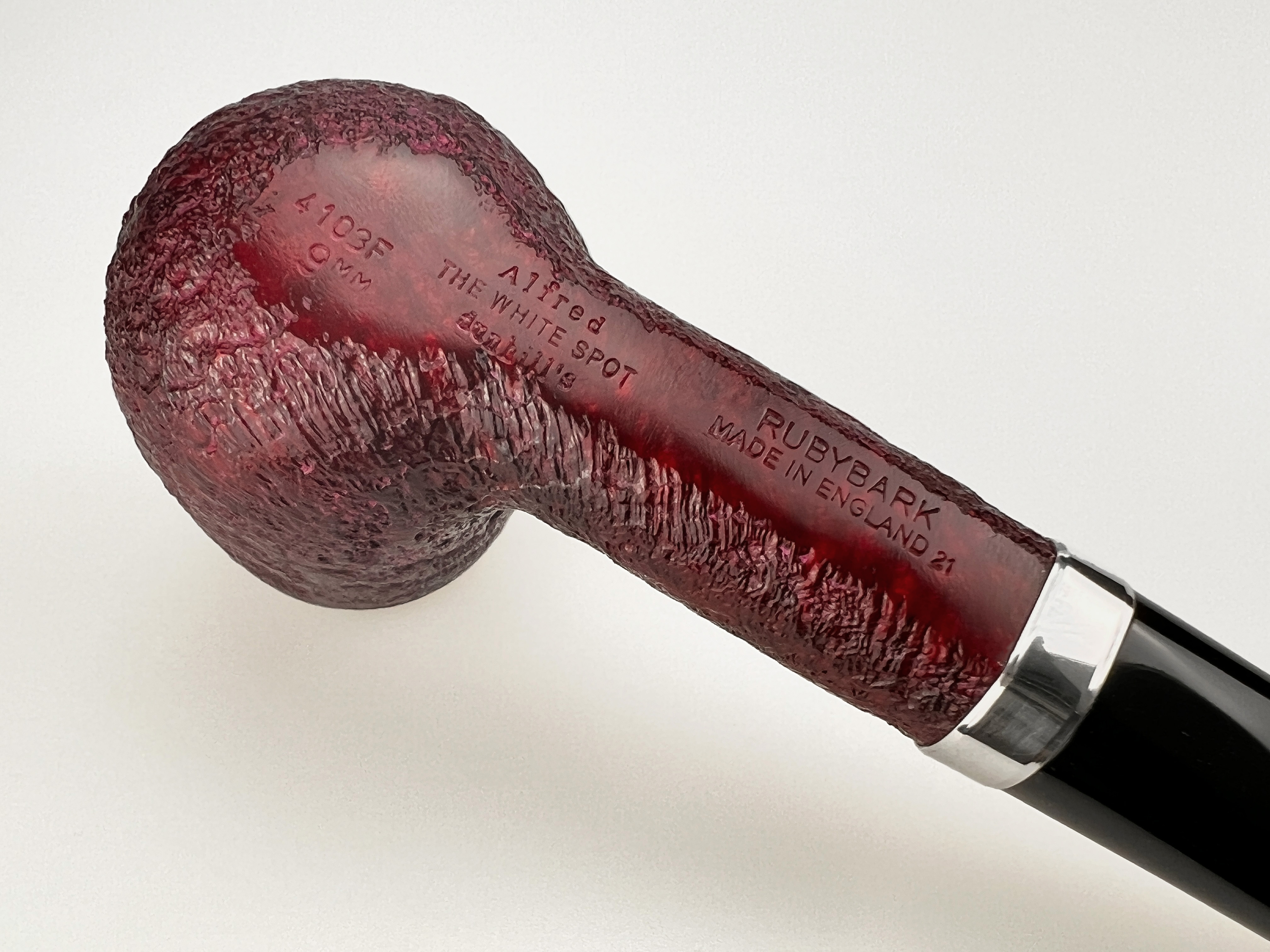 Dunhill The White Spot Pipes Ruby Bark No. 4103F Billiard | Cigarworld ...
