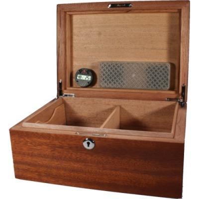 Basic Design-Humidor (Hellbraun) incl. 250er Befeuchter und Hygrometer von Xikar
