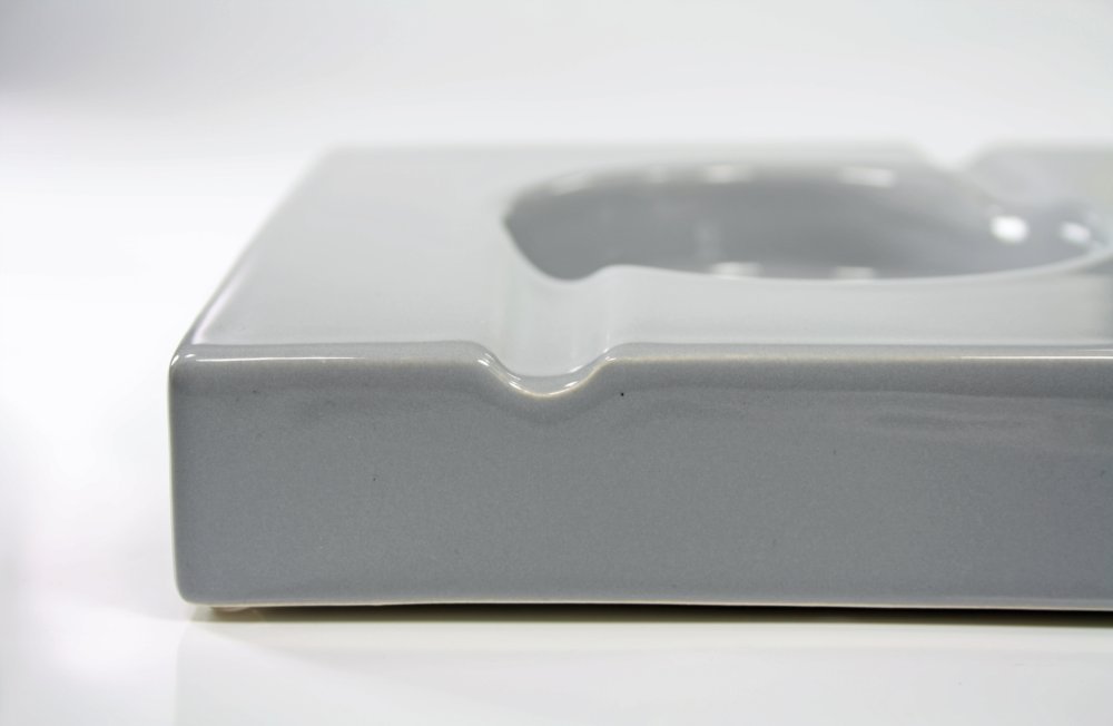 Havana Club Duplo Mausgrau Ablage