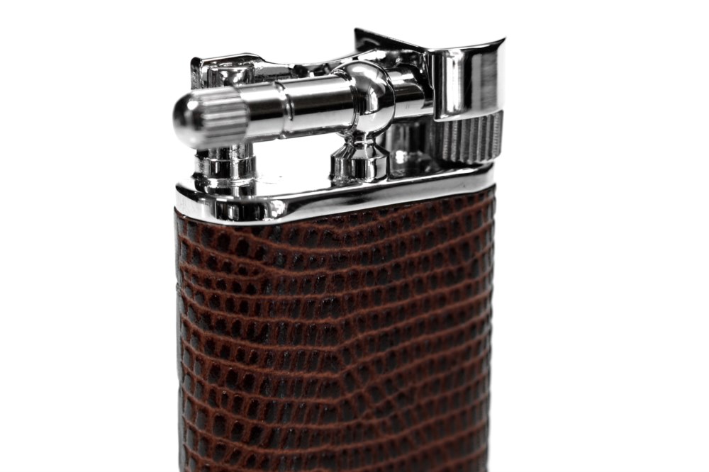 Pearl Pfeifenfeuerzeug Stanley Rindleder mit Eidechsenprägung