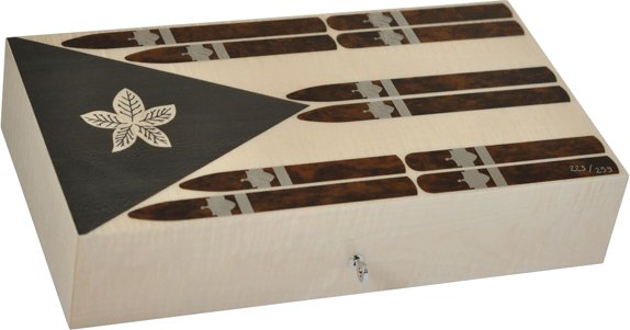 Elie Bleu Cuban Flag Cigars collection Limited edition für 110 Zigarren schräg