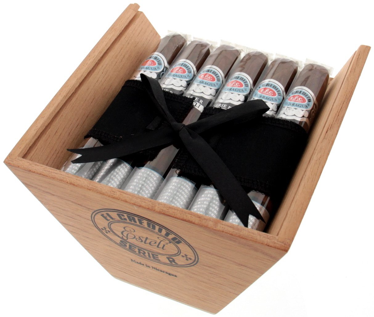 El Credito Serie R Esteli No. 54 Kiste offen