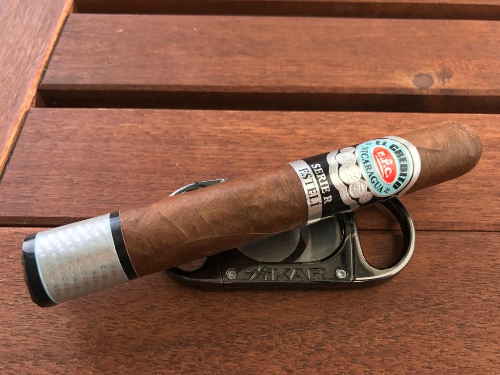 El Credito Serie R Esteli No. 54 Review