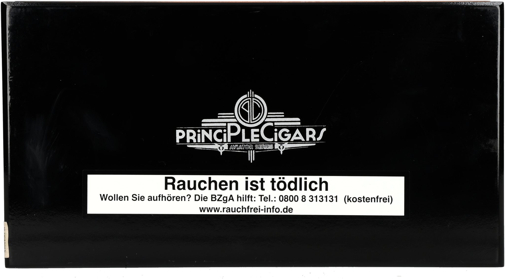Principle Cigars Aviator Cochon Volant_Kiste Frontal
