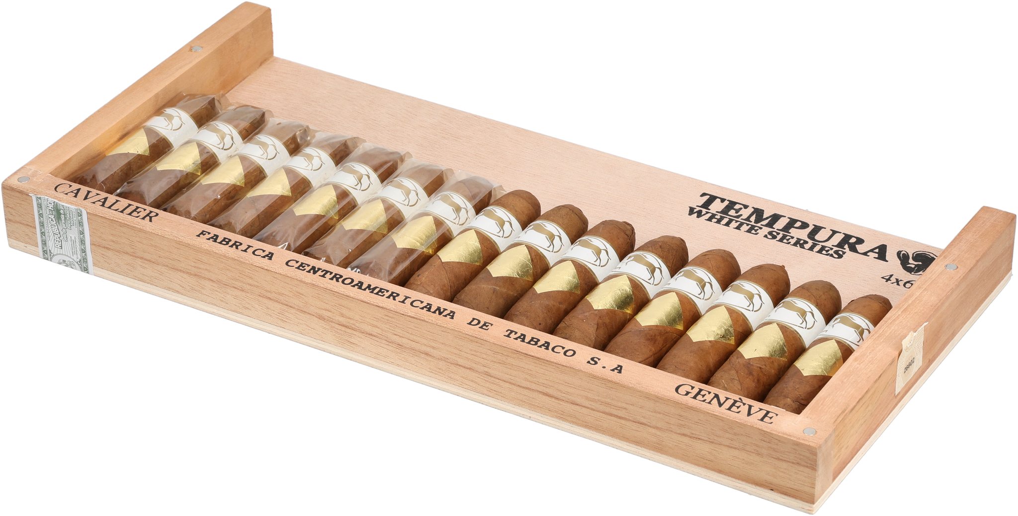 Cavalier Genève White Series Tempura_Kiste Offen