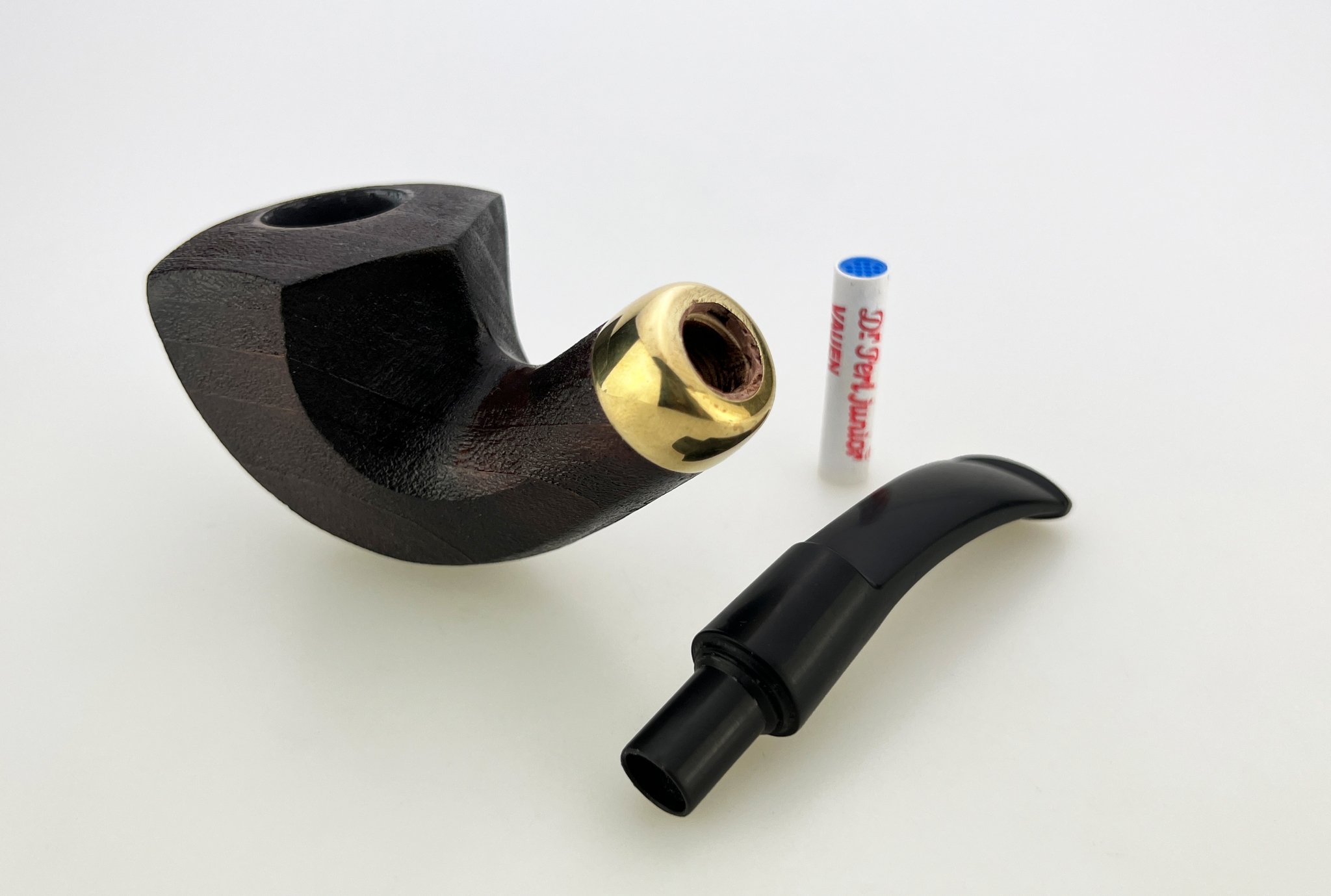 Anton Pipes Ahorn (Maple) Pfeifen Facet Bent Brown sandblast