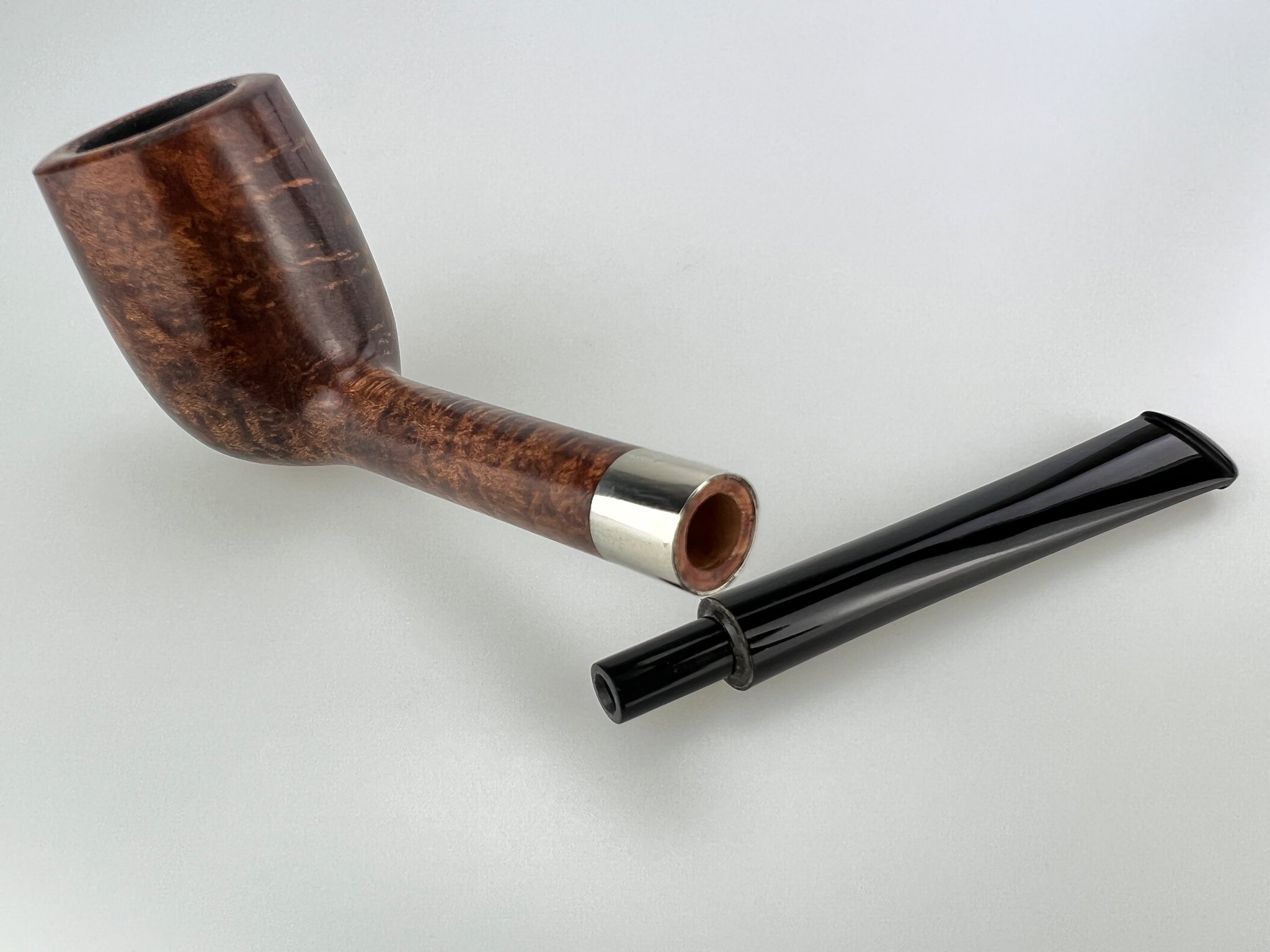 Bruno Nuttens Freehand Pfeifen Heritage H1 (Nr. 84)