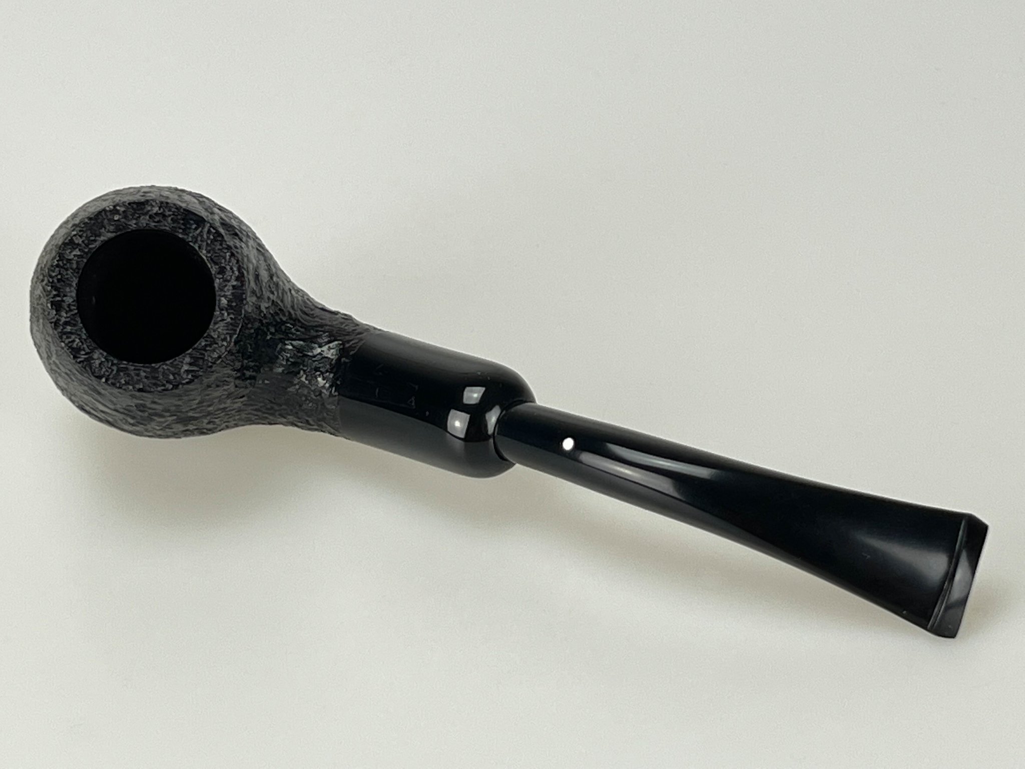 Dunhill The White Spot Pipes Shell Briar No. 4113 Detailbild