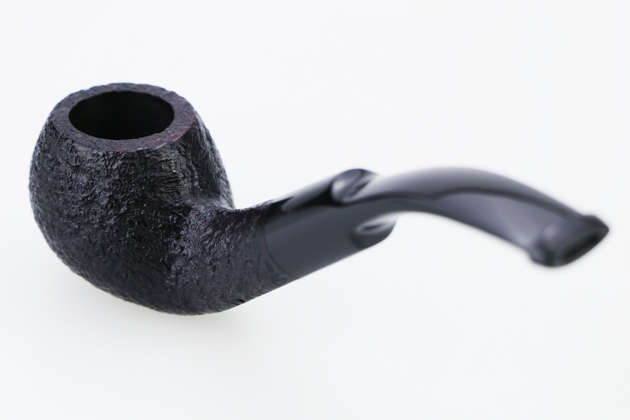 Shell_Briar_No_2213_Bent_Apple_02