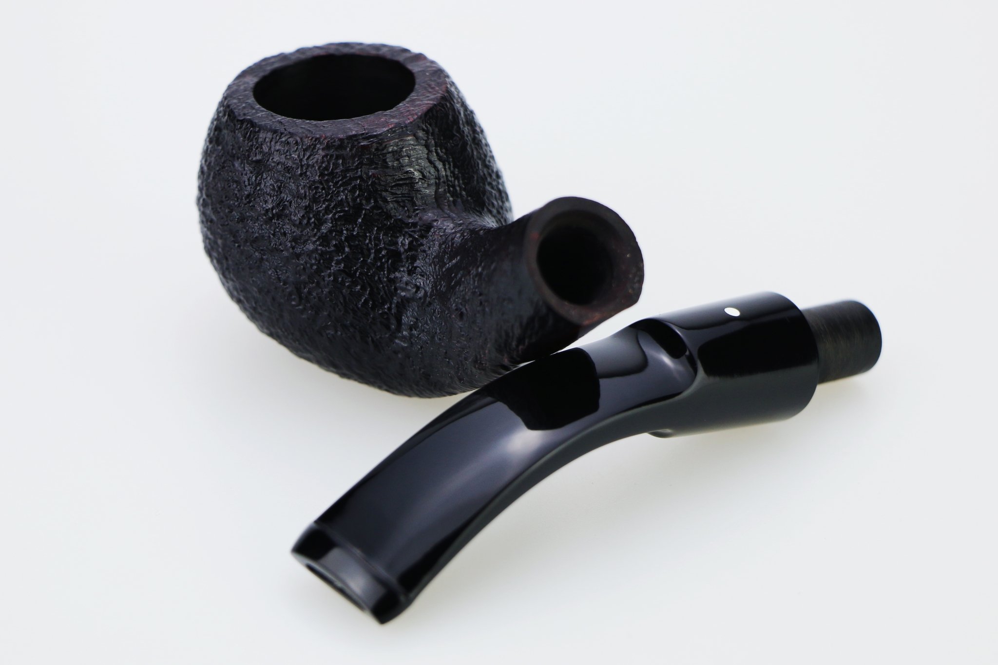 Shell_Briar_No_2213_Bent_Apple_05