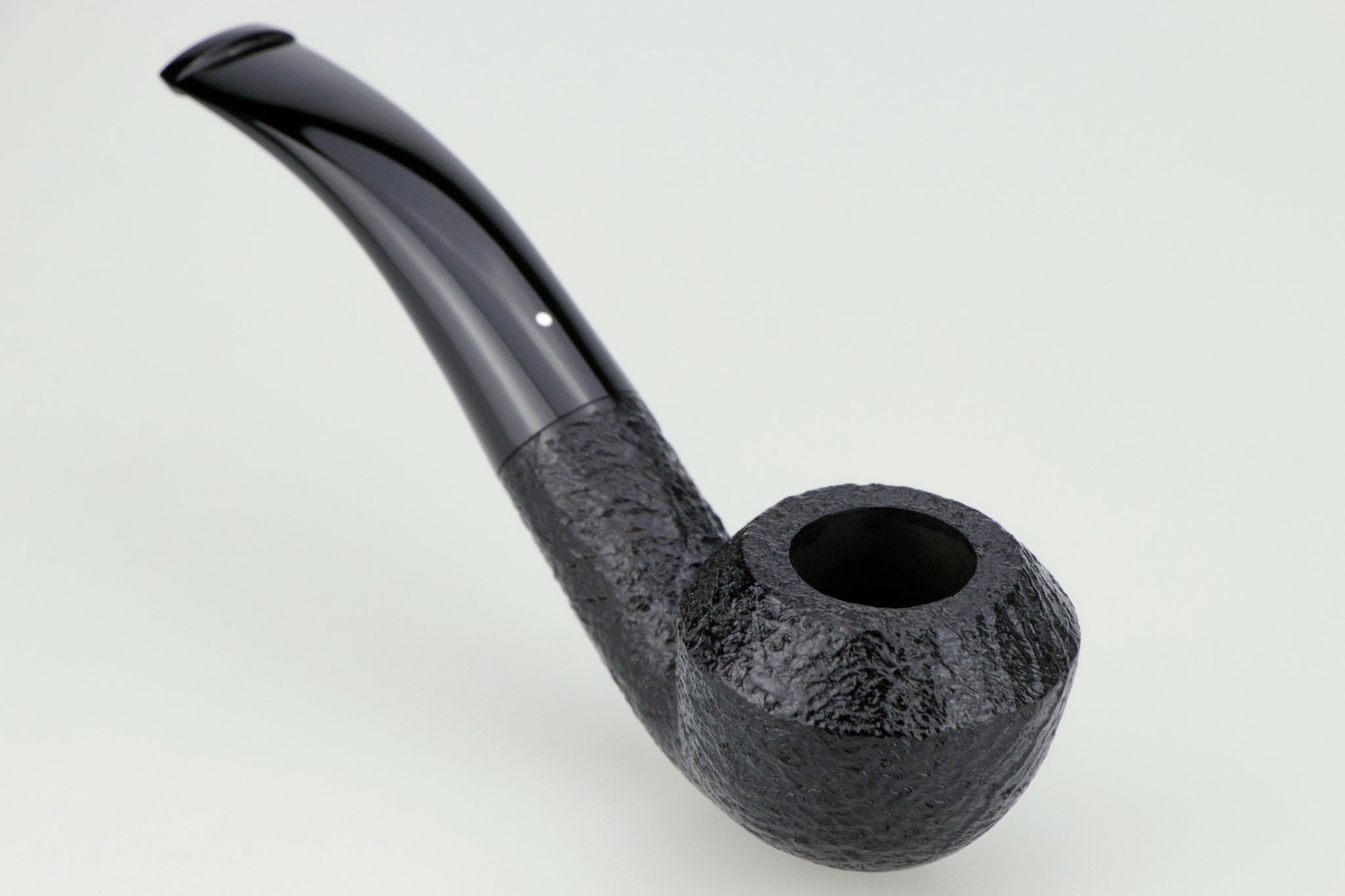 Dunhill_Shell_Briar_No_4108_Bent_Rhodesian_03
