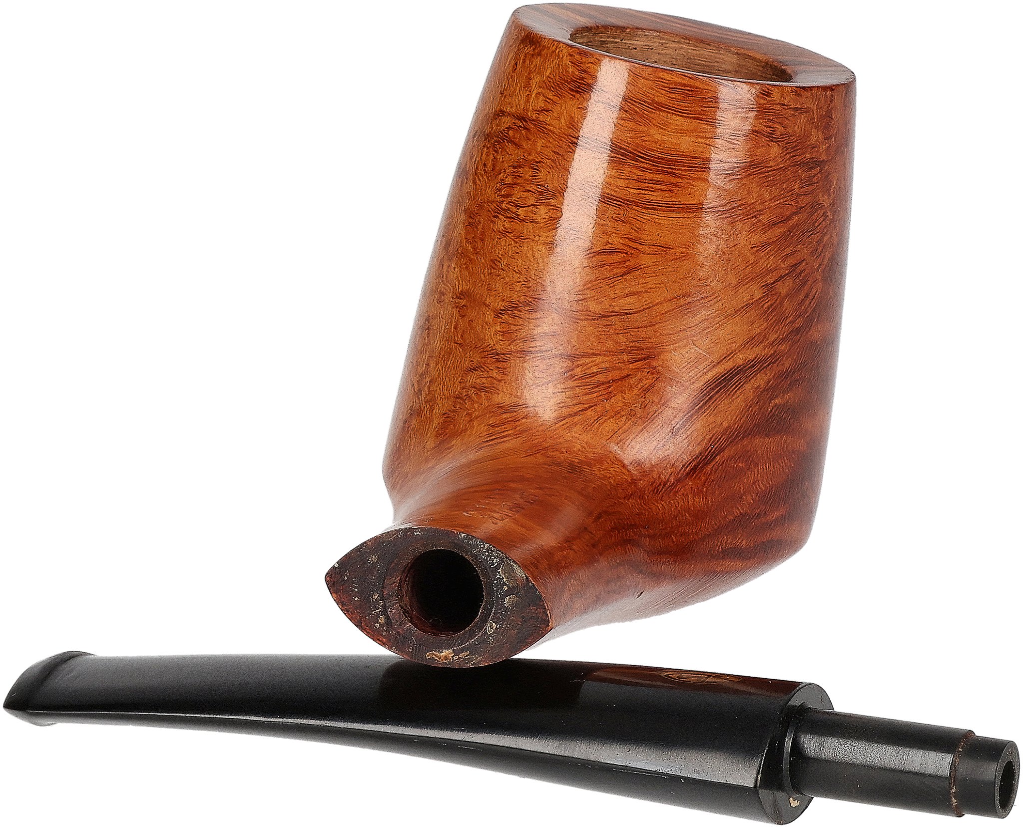 Savinelli Estates Linea 76 03_06