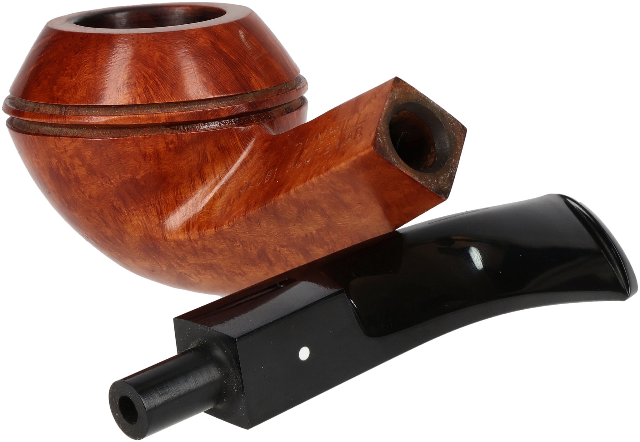 Dunhill Pipes Estates 32081 Root Briar_06