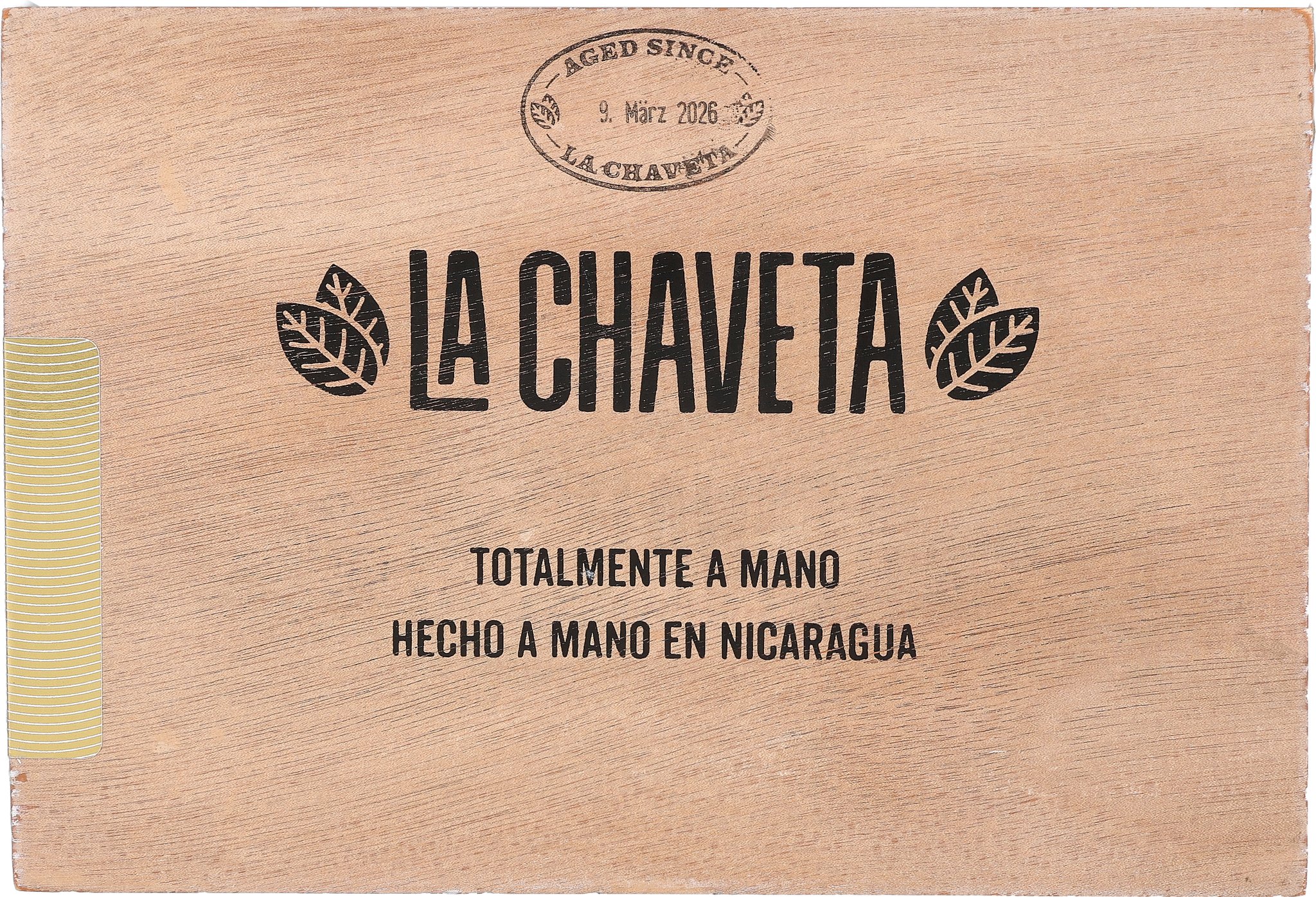 La Chaveta White Robusto_Kiste Back