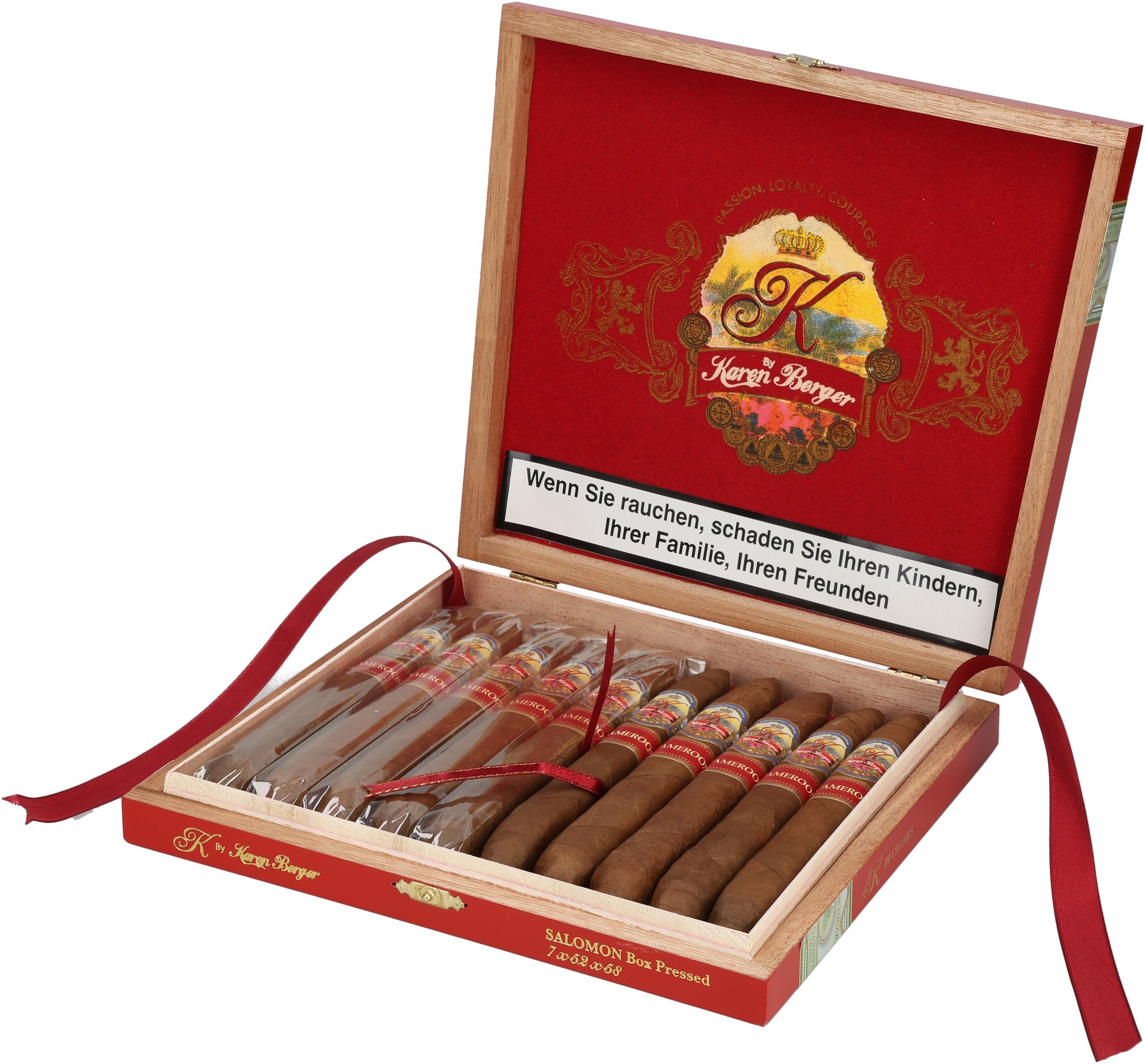 Cameroon Salomones box open