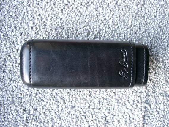 Guy Janot Cigarrenetuis Havanna Schwarz mit Zedernholzinnenwand 2er Corona 8013