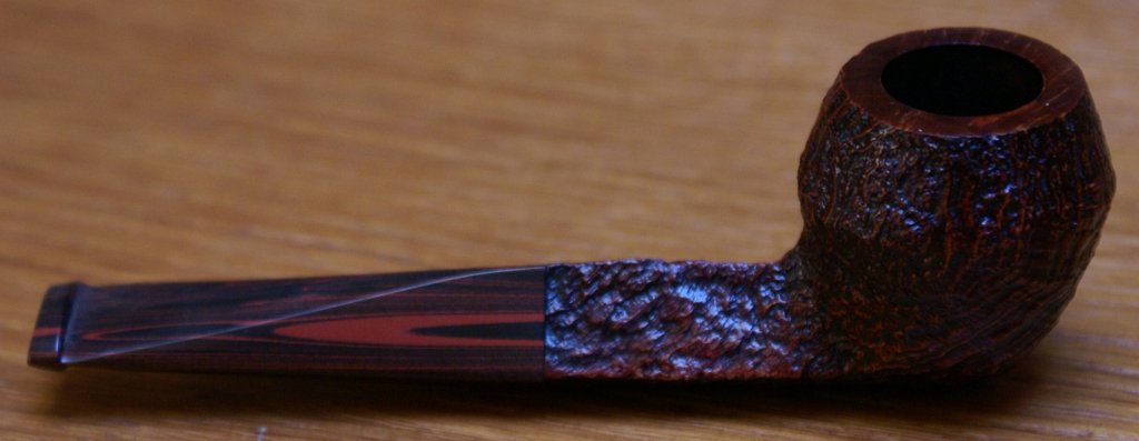 Dunhill Pfeifen Schnäppchen Cumberland - rustiziert (3104)