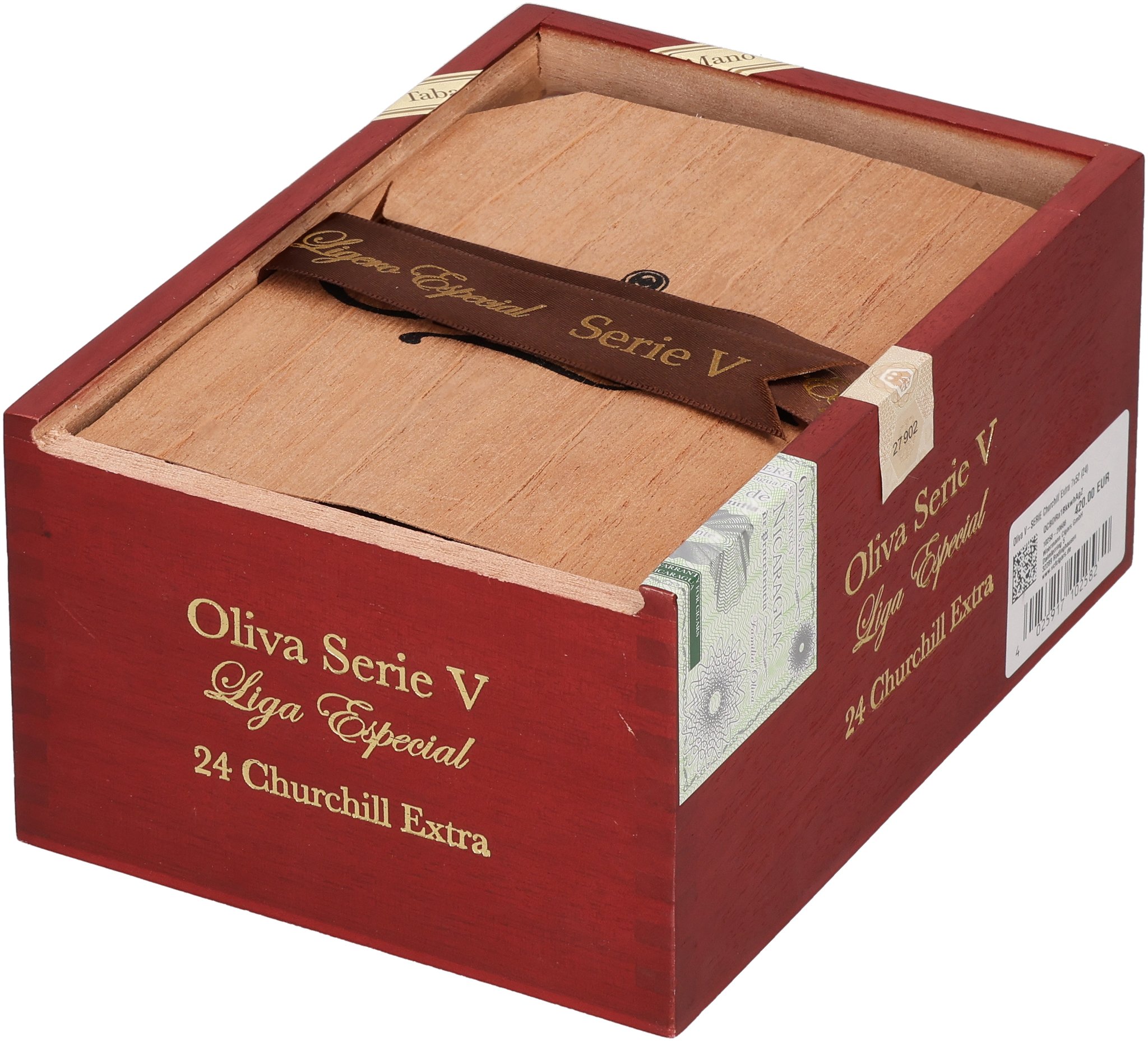 V Churchill Extra box open