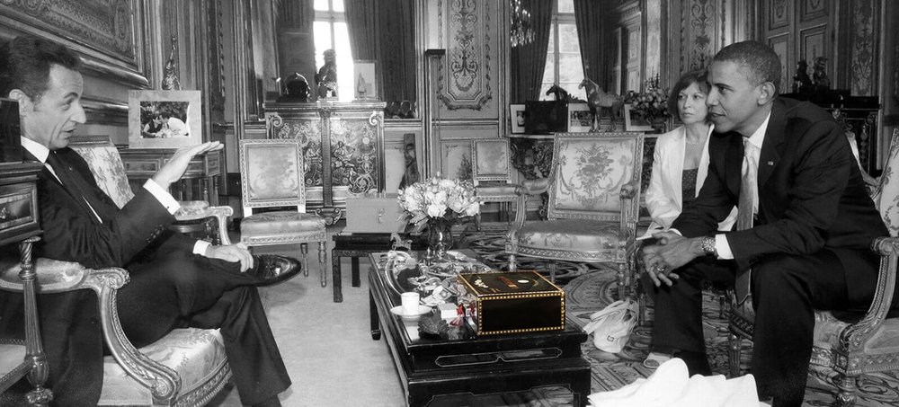 Elie Bleu Medal Humidor zwischen Nicolas Sarkozy und Barack Obama.
